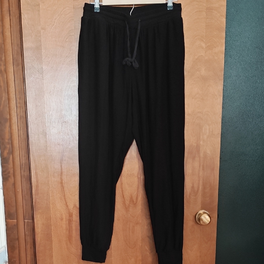Derek Heart Women's Black Joggers